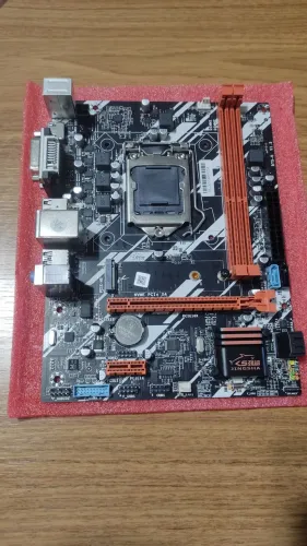Placa mãe JINGSHA B75 LGA 1155 Ddr3 NOVA.