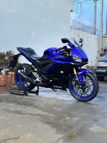 Yamaha R3 2020