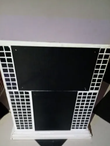 Mesa robusta MDF desapego