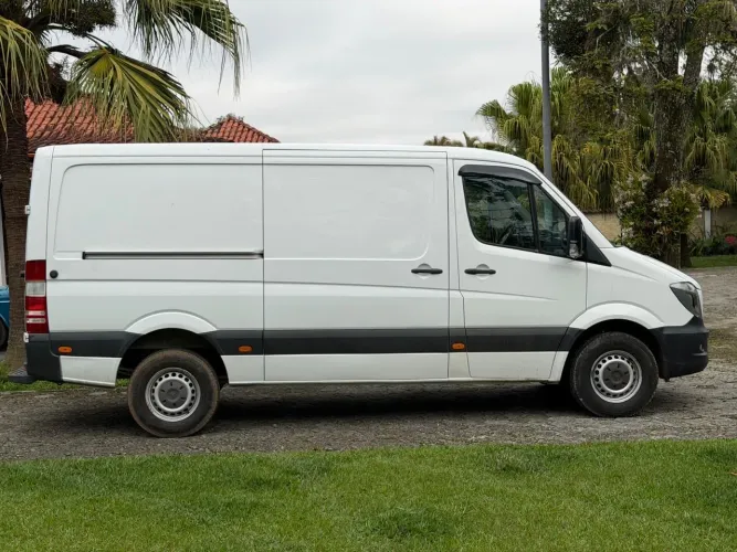 Mercedes-Benz Sprinter 313 Furgão Longo 2.2 129cv Dies 2019