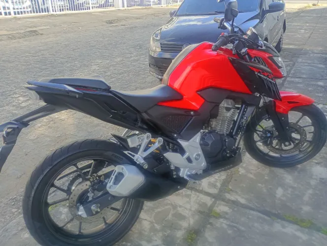 A moto é uma das mais novas do Estado !