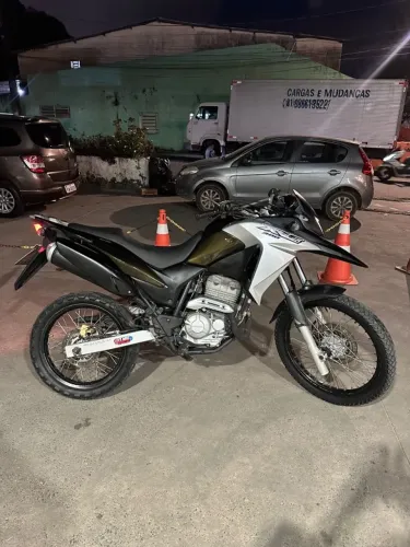 XRE 300 / 2017 - R$ 19.000