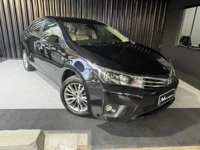 Toyota Corolla Altis 2.0 Flex 16V Aut. 2015
