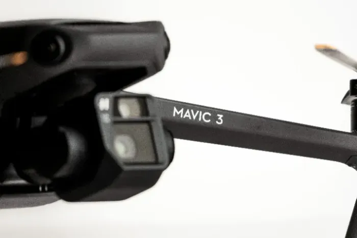 DJI MAVIC 3 FLY MORE COMBO