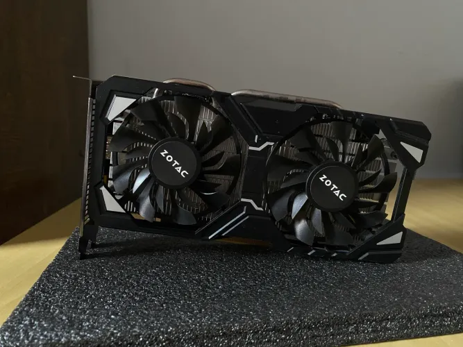 Placa de vídeo GTX 1060 5GB