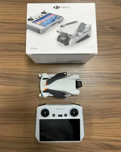 DJI Mini 3 RC Drone 4K Câmera Vertical e Horizontal Controle com Tela