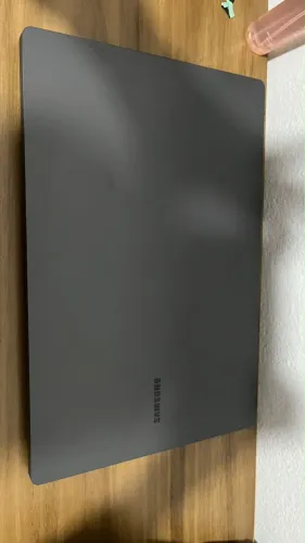 SAMSUNG GALAXY BOOK2 15,6-INTEL CORE 15 | 8GB RAM I SSD 512GB