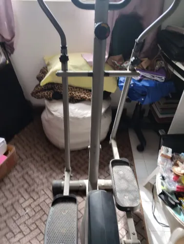 Vendo equipamento de ginástica Elíptico 