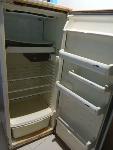 Vendo Geladeira