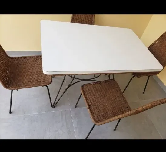 Jogo de Mesa c/ 4 cadeiras do Designer Carlo Hauner e Martín Elisie anos 50