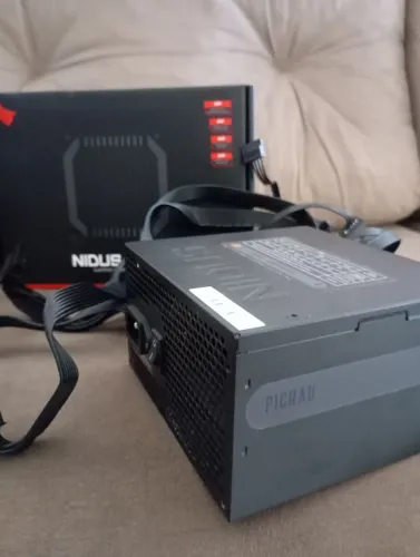 Fonte Pichau Nidus 550L 550W 80 Plus Bronze - Excelente Estado!