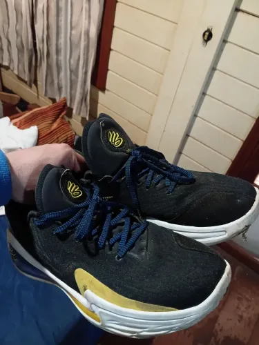 Tenis stephen curry 12 impecável