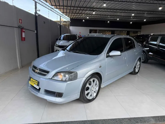 Chevrolet Astra Advantage 2.0 MPFI Flexpower 8V 3P 2011