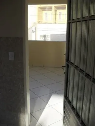 Alugo Casa no Centro de Carapicuíba, bem próx a Alphaville Direto com Proprietário!!!
