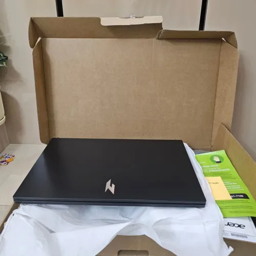 Nitro V15 i5 512GB SSD 16RAM RTX 4050