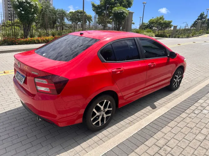 Honda City Sedan Sport 1.5 Flex 16V 4P Mec. 2014