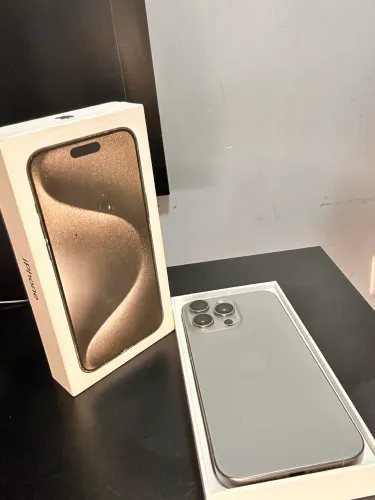 iphone 15 pro Max 256gb impecável