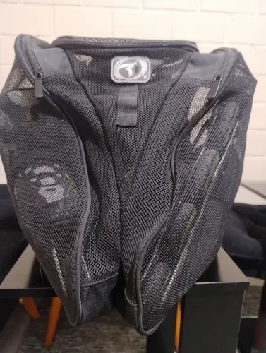 Kit Completo de Patins Gonew + Mochila Traxart e Proteções ?