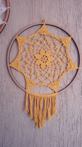 Mandala crochê feita à mão