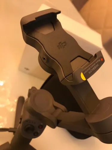 Gimbal Estabilizador DJI Osmo Mobile 3 - Completo na caixa!