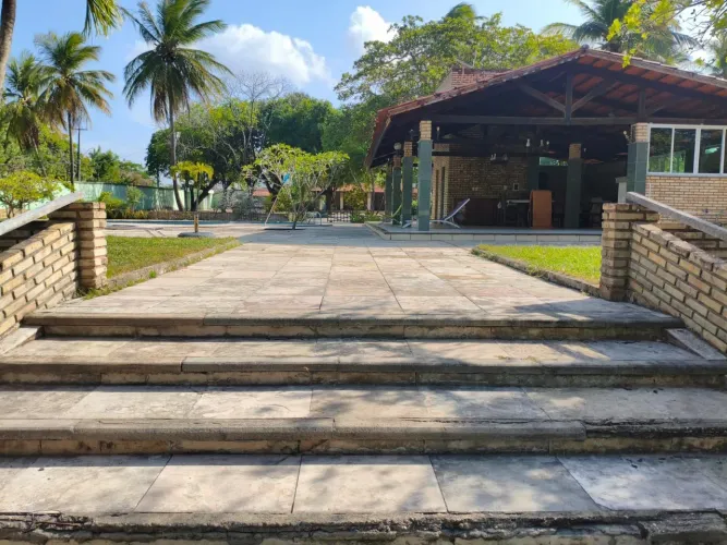 SÍTIO À VENDA COM 03 IMÓVEIS  24.000 m² EM CAUCAIA!!!