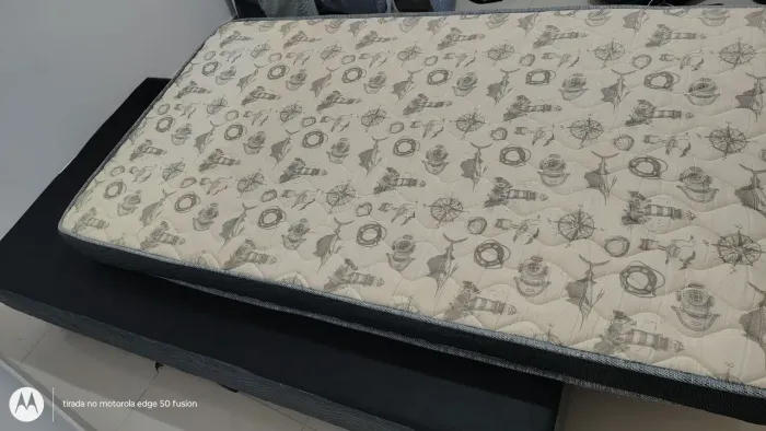 Cama solteiro King 