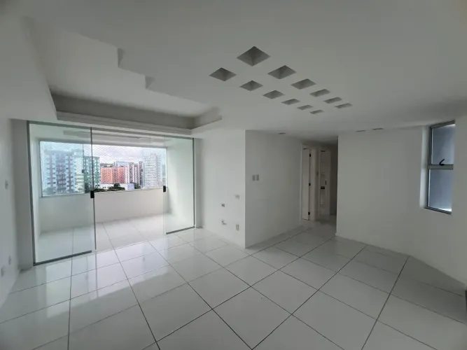 Imóvel para venda tem 103 metros quadrados com 3 quartos em Imbuí - Salvador - BA