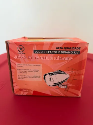 Farol de dínamo para bicicleta