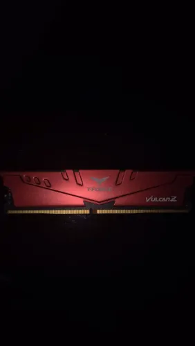Memória RAM T-FORCE VULCAN Z 8gb DDR4 3200mhz