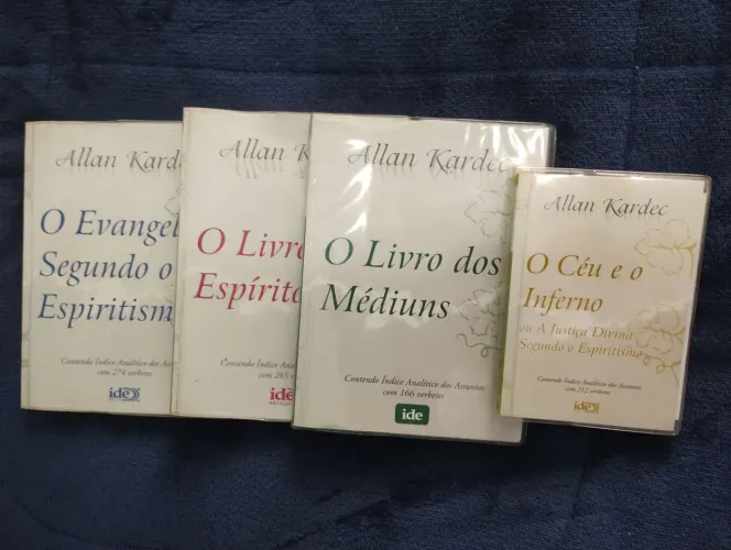 Allan Kardec 4 livros