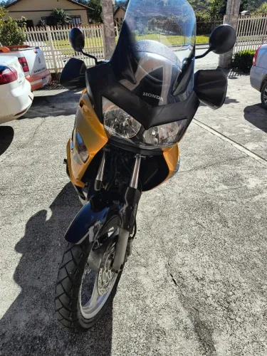 Honda XL 1000 varadero 2009 - Baixa km e muito bem conservada