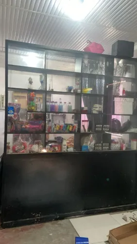 Vendo vitrine grande 1.000