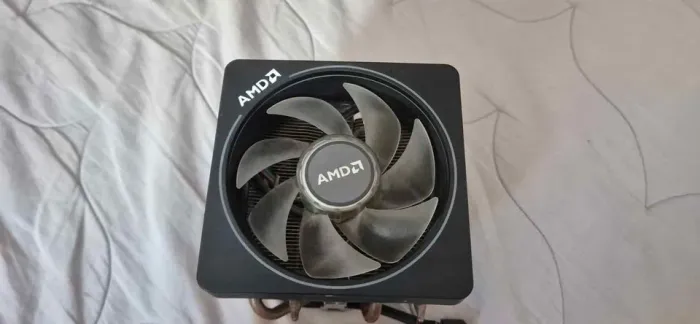 Cooler AMD Wraith Prism RGB