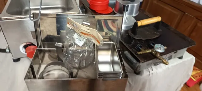 Kit Hamburgueria completo ? chapa e fritadeira a gás + utensílios e embalagens