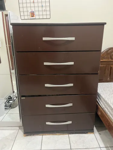 Cômoda 5 gavetas 