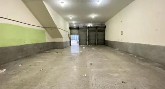 SALÃO 81M² COML. AV SENADOR VERGUERO - 2 VGS 1 WC