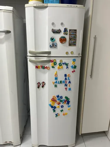 GELADEIRA SIPER FREEZER DC43 ELETROLUX