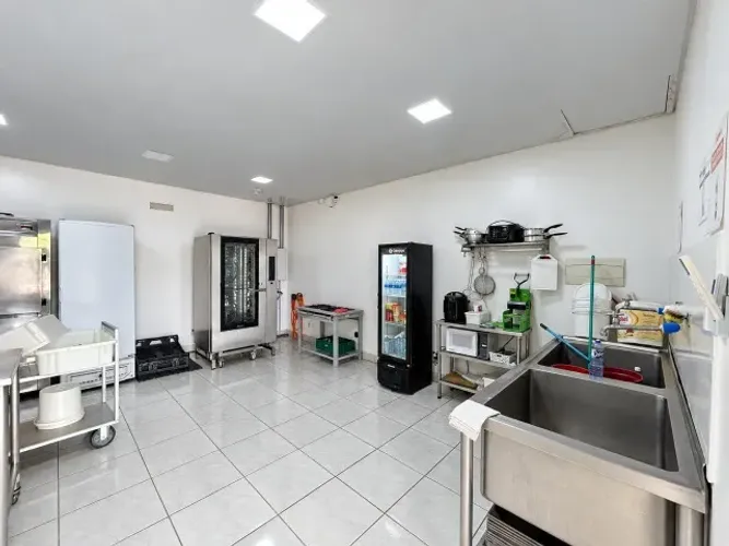 Imóvel comercial alugado | Terreno 360 m² | Santa Cruz 1, Cuiabá