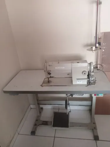 Máquina de costura