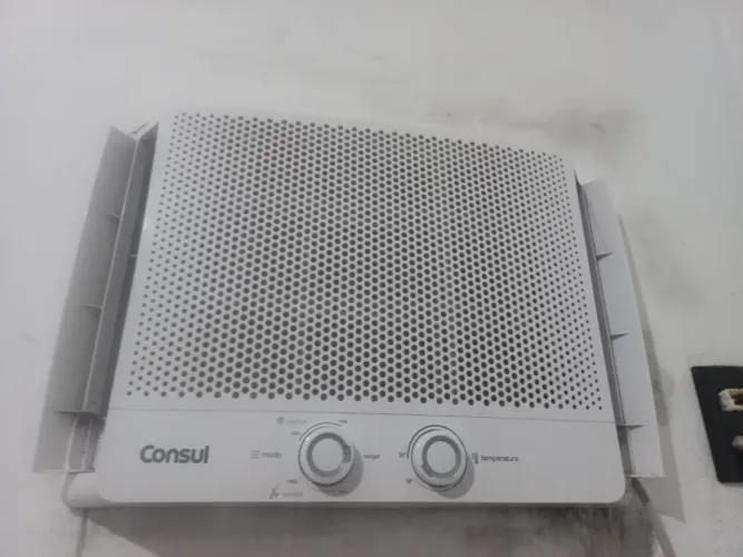 Ar-condicionado consul de janela