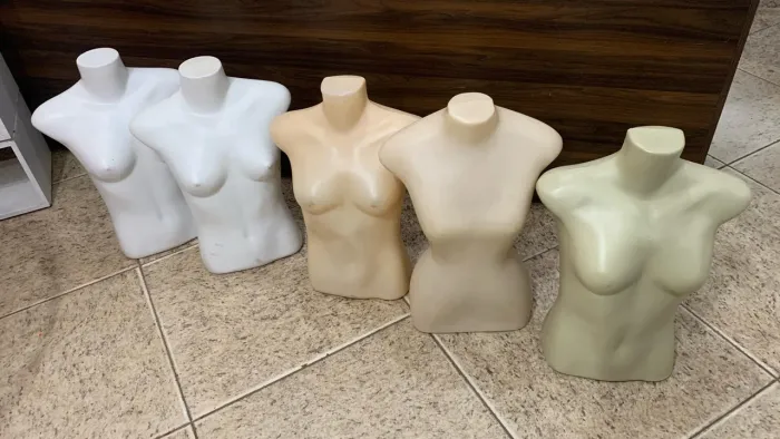 5 Manequim de Busto feminino
