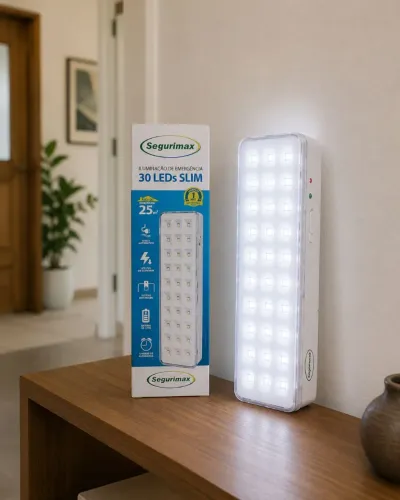 Luminária de Emergência Segurimax 30 LEDs Slim - NOVA