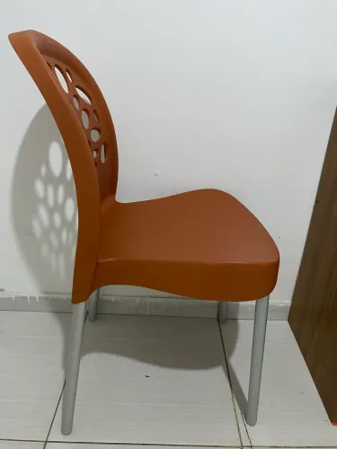 Cadeira nova Polipropileno. OPORTUNIDADE!