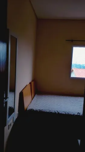 QUARTO PARA ALUGAR SOMENTE PARA MULHER * LEIA A DESCRIÇÃO *