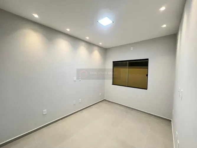 Casa à Venda em Inoa