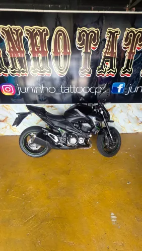 Kawasaki Z800 novíssima (raridade)