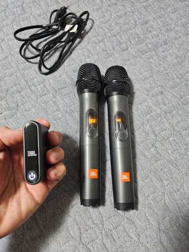 2 MICROFONES JBL PARTYBOX WIRELESS