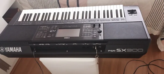 Teclado Yamaha psr sx 900