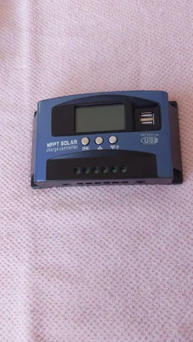 Controlador de carga solar suporta 60A