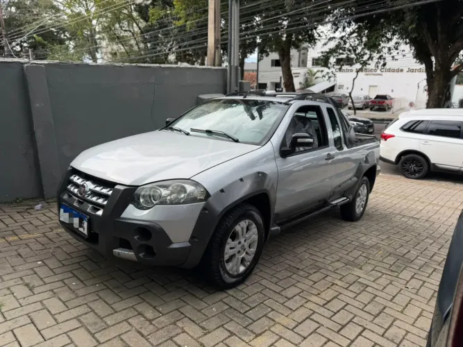 Fiat Strada Adventure 1.8/ 1.8 Locker Flex CE 2009